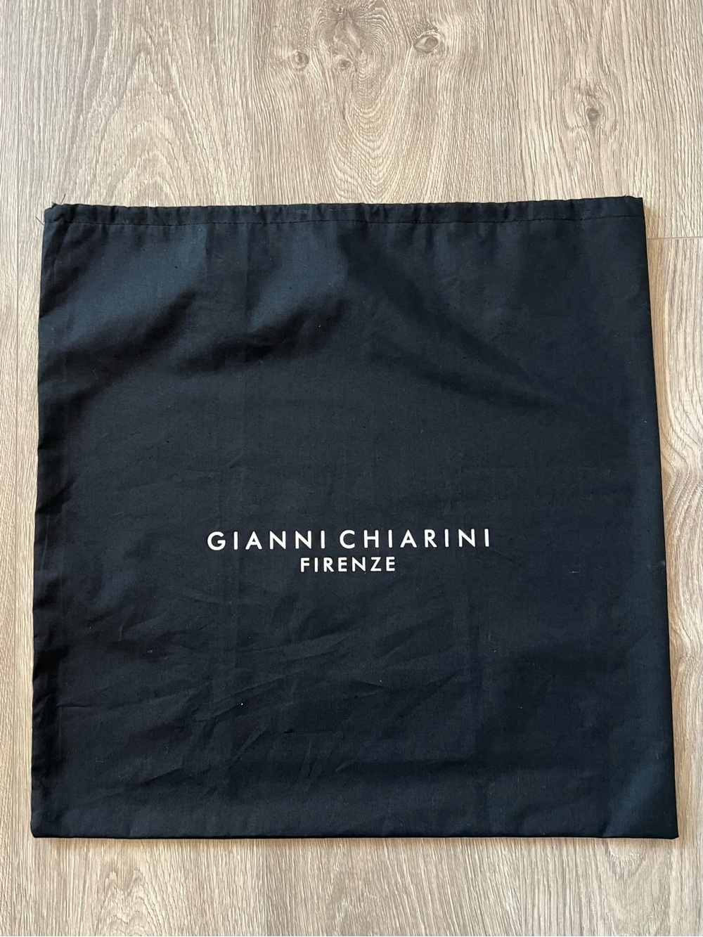 Gianni Chiarini dust bag (C94)